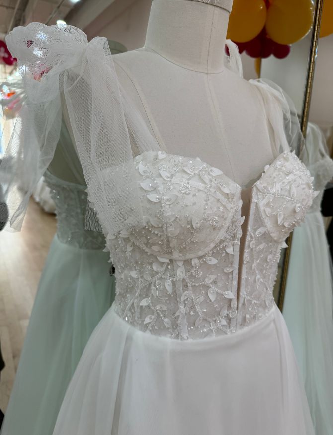 Ollie Tulle - AU 16