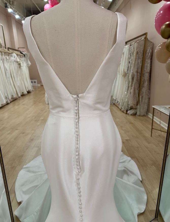Olivia Fitted - US 12