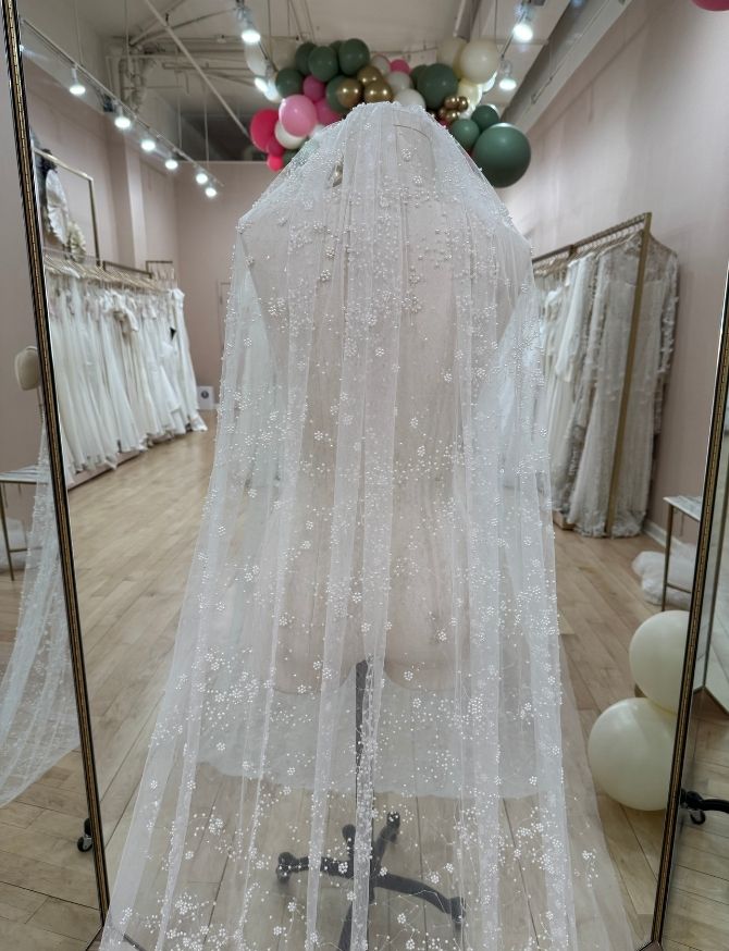 Rylan Cathedral Veil