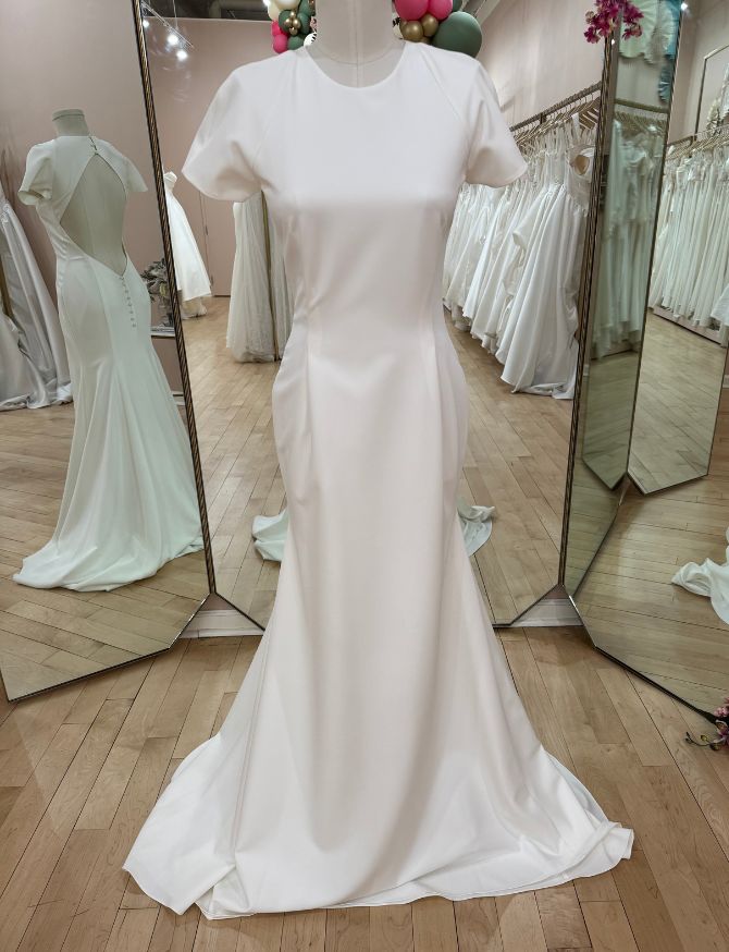 Elizabeth Dress & James Overlay - US 8