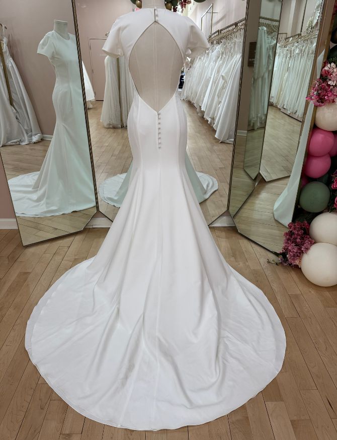 Elizabeth Dress & James Overlay - US 8